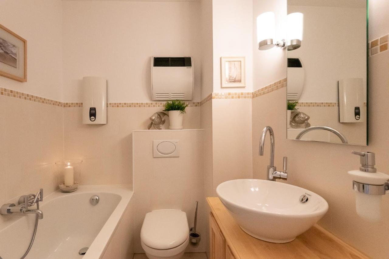 Bens Hues Apartment Braderup  ภายนอก รูปภาพ